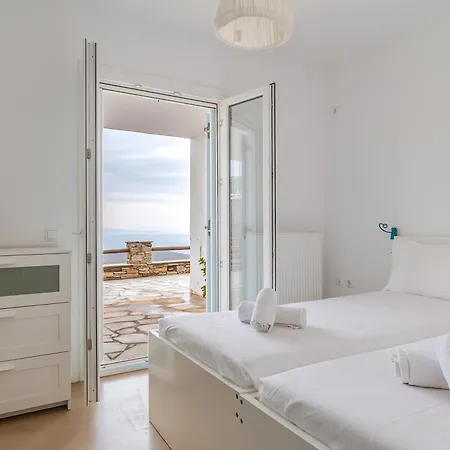 Vassilis Family Tinos