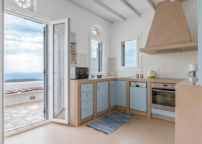 Vassilis Family Tinos